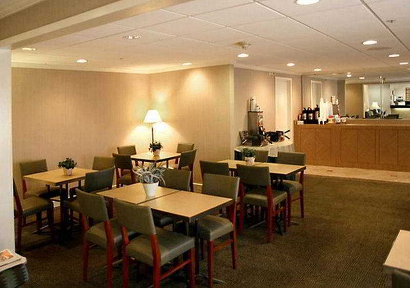 La Quinta By Wyndham Baton Rouge Siegen Lane Hotel Prairieville Restaurant photo